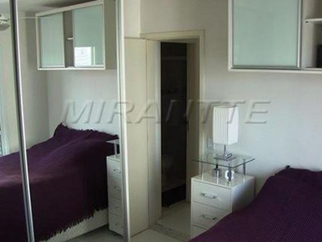 Apartamento de 82m² com 2 quartos