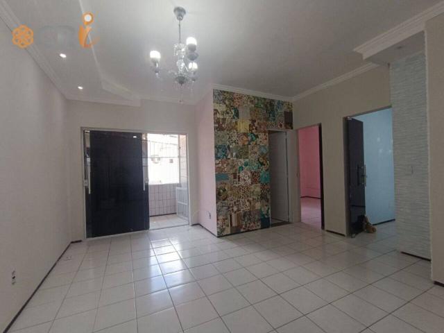 Apartamento de 84 m² na Escrivão Azevedo Cidade dos Funcionários Fortaleza CE, aluguel por R$ 1.150/mês