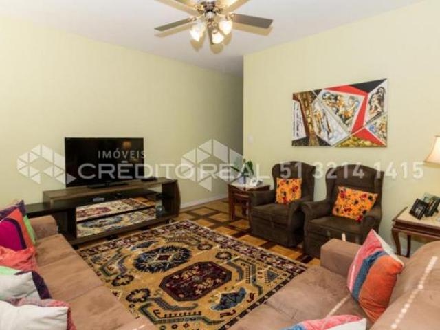 Apartamento de 03 dormitórios no Bairro Santana