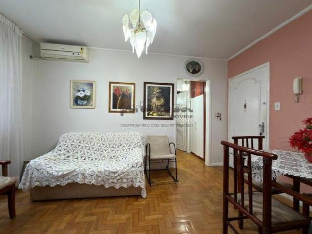 Apartamento de 01 dormitório no bom fim