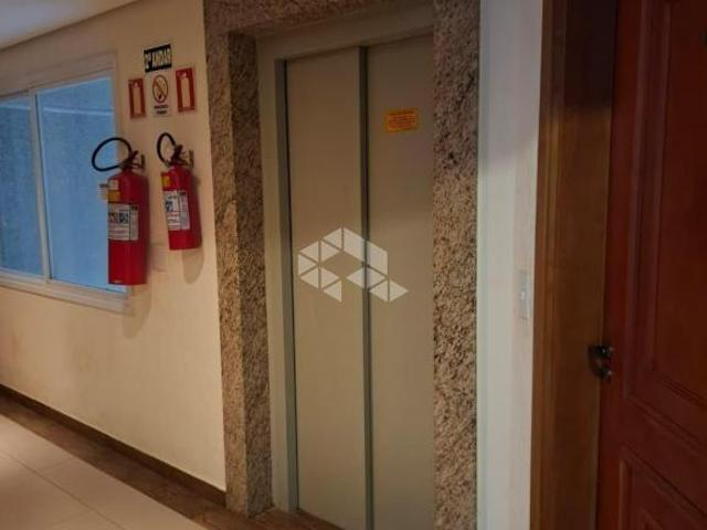 apartamento de 02 dormitorios a venda na Avenida Cavalhada