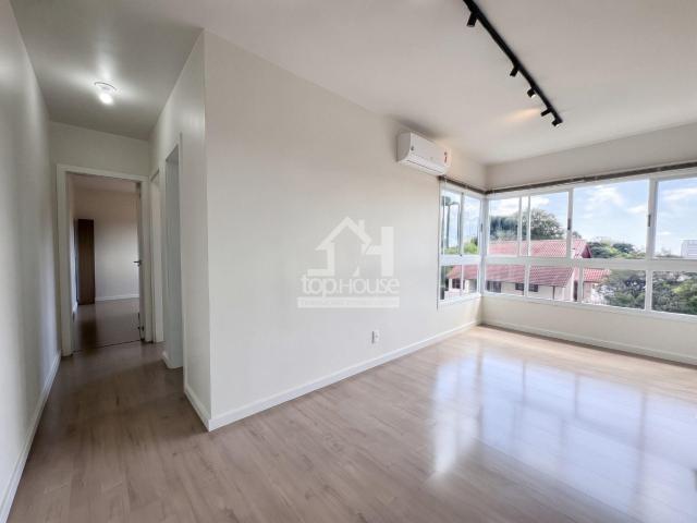 APARTAMENTO DE 02 DORMITÓRIOS NO UNIVERSITÁRIO
