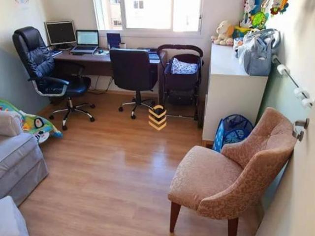 Apartamento de 02 dormitórios no Centro de Canoas Semi Mobiliado