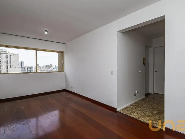 Apartamento para Alugar de 44,28 m² com 2 quartos, 1 banheiro e 1 vaga no Centro, Curitiba/PR