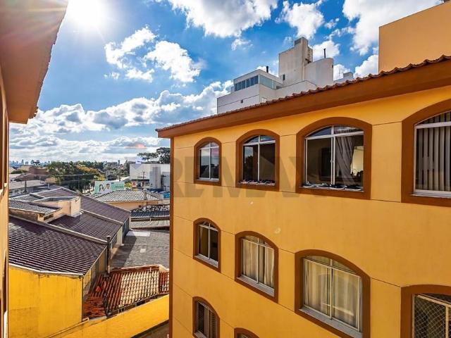 Apartamento de 02 dormitorios para locação no Portão Curitiba Pr