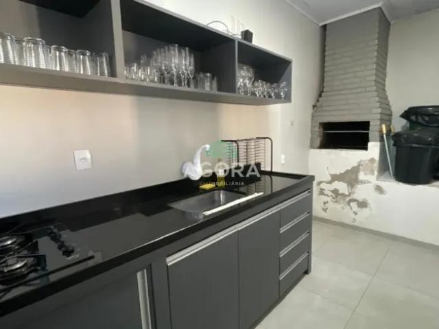 Apartamento de 02 dormitórios semi mobiliado