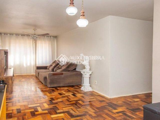 Apartamento de 02 quartos no bairro São Sebastião