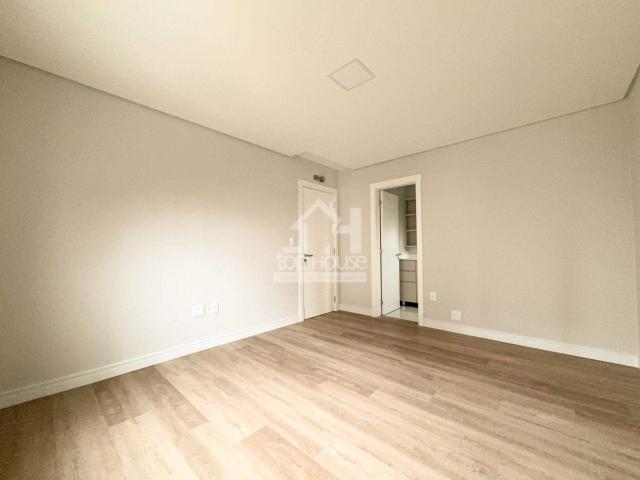 APARTAMENTO DE 02 QUARTOS SEMIMOBILIADO