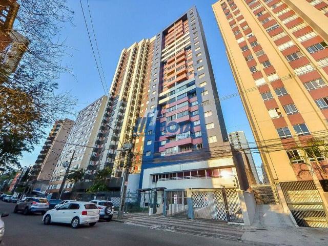 Apartamento de 100 m² na José de Alencar Cristo Rei Curitiba PR, aluguel por R$ 3.300