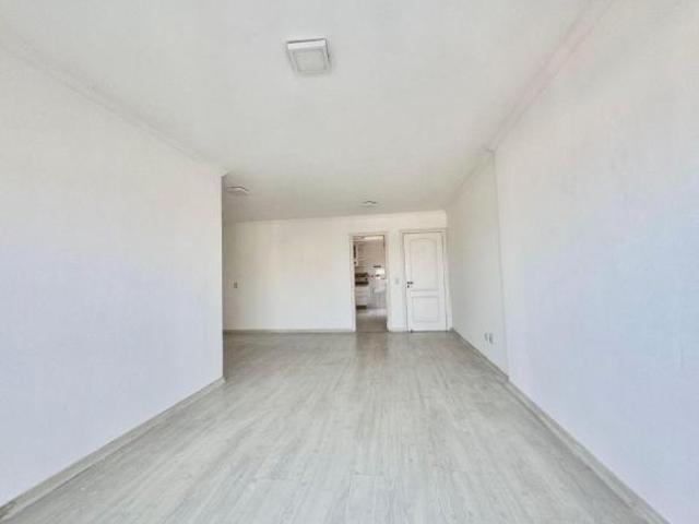 Apartamento de 106 m² com 3 quartos à venda na Vila Polopoli