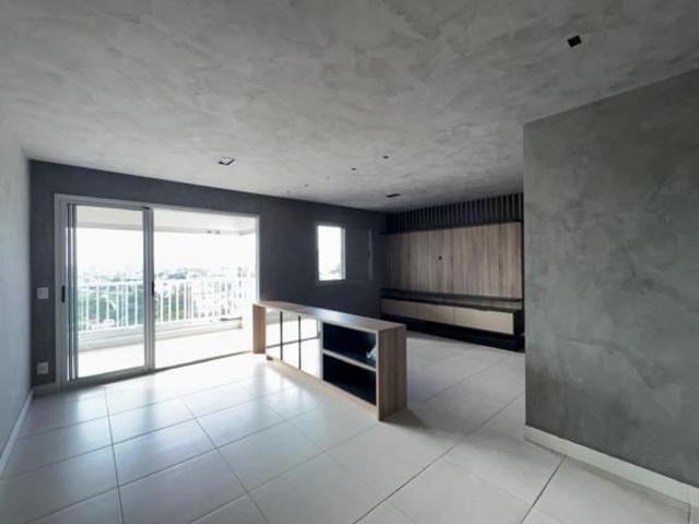 Apartamento de 108 m² com 3 quartos à venda no Jardim Goiás