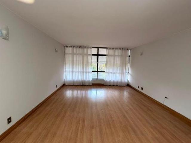 Apartamento de 124 m² com 3 quartos à venda na Asa Norte
