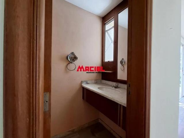 APARTAMENTO DE 134M2 COM 3 QUARTOS NA MELHOR LOCALIZAÇÃO DO BAIRRO VILA EMA SÃO JOSÉ DOS CAMPOS