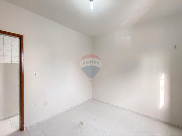 APARTAMENTO de 1/4 para LOCAÇAO em CAPIM MACIO