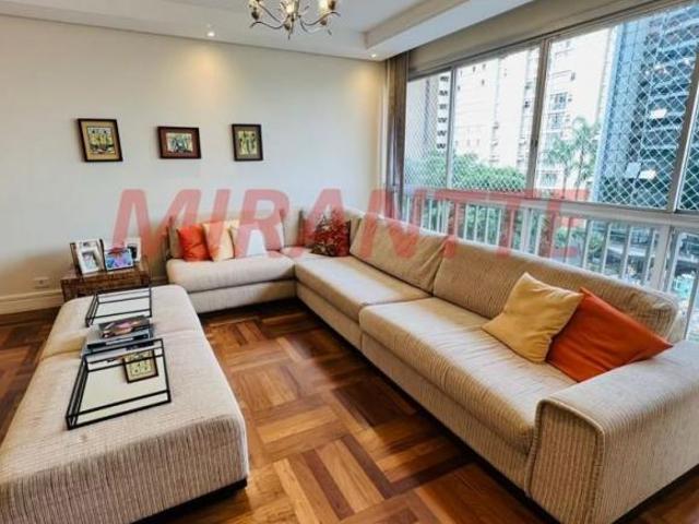 Apartamento de 160m² com 3 quartos