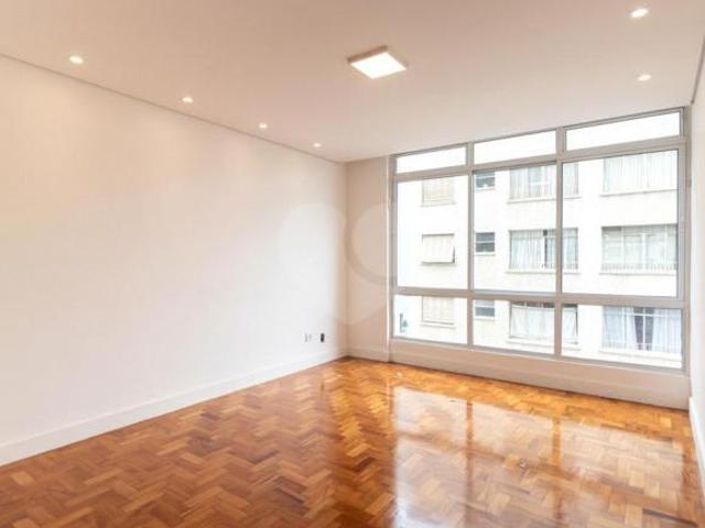 Apartamento de 162 m² com 3 quartos à venda em Jardim Paulista