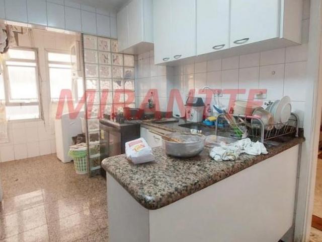 Apartamento de 178m² com 4 quartos