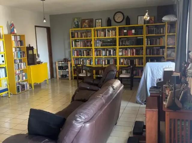 Apartamento de 180 m2, com 4 quartos, 2 suítes, academia nos Aflitos Recife PE