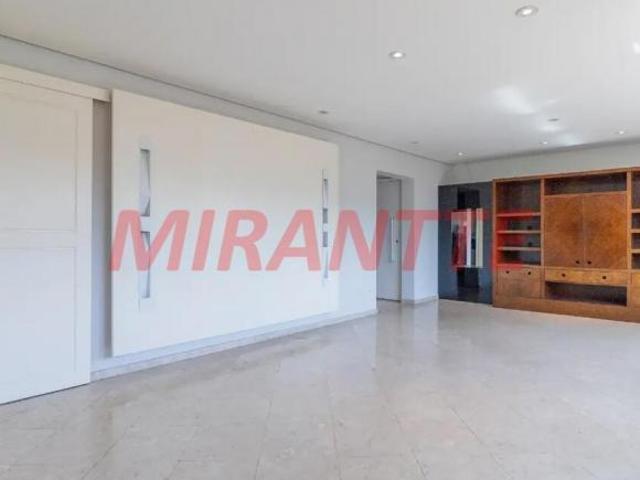 Apartamento de 180m² com 3 quartos