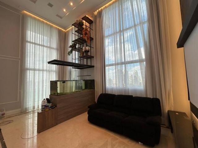 Apartamento de 187m² com 3 suítes, hall privativo e 4 vagas no Lorian Boulevard