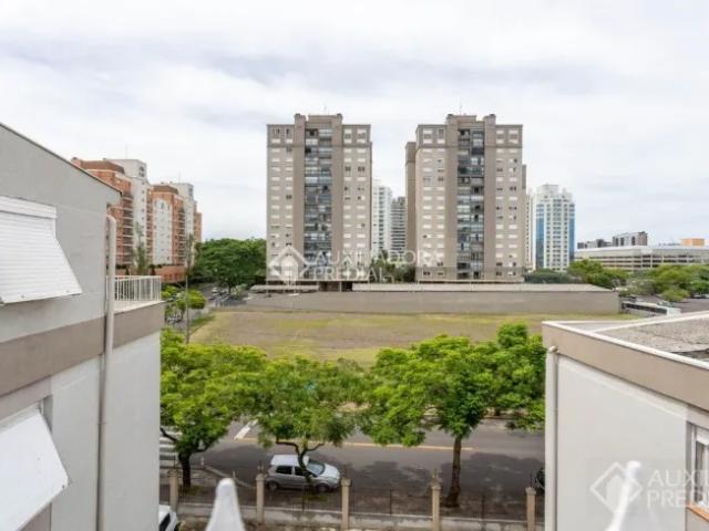 Apartamento à venda no Jardim Europa com 1 dormitório e área de 33 m² disponível
