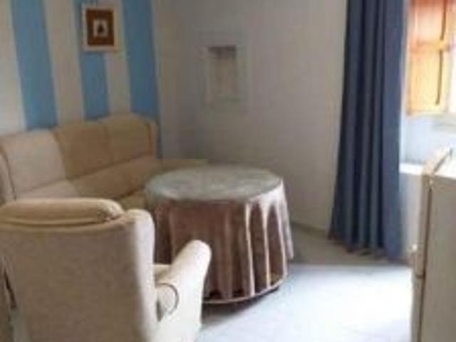 Apartamento de 1 dormitorio con baño