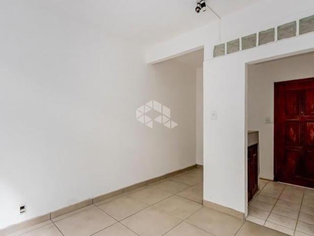 Apartamento de 1 dormitório de 42,50m² de área Privativa. Elevador. 24h Portaria