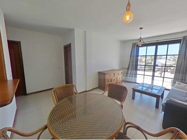 APARTAMENTO DE 1 DORMITORIO EN COSTA TEGUISE EN COMPLEJOS CON PISCINA Y CANCHA DE TENIS