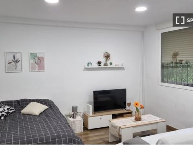 Apartamento de 1 dormitorio en alquiler en Comillas, gastos incluidos