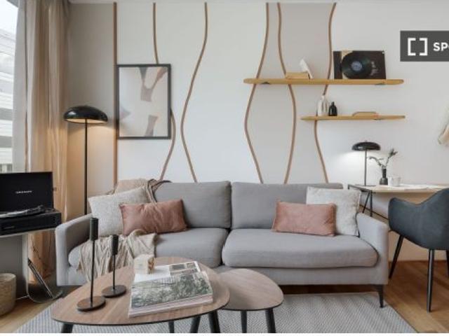 Apartamento de 1 dormitorio en alquiler en Ciudad Jardín, Madrid