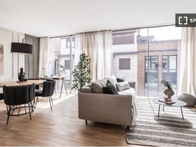Apartamento de 1 dormitorio en alquiler en Ciudad Jardín, Madrid, ideal para profesionales y estudia