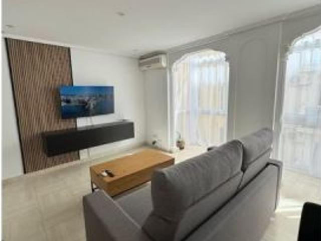 Apartamento de 1 dormitorio en alquiler en Benidorm, todos los gastos incluidos