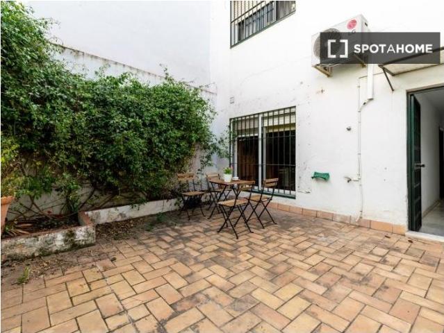Apartamento de 1 dormitorio en alquiler en Grupo Renfe, Sevilla