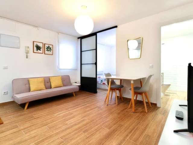 Apartamento de 1 dormitorio en alquiler en Embajadores, Madrid