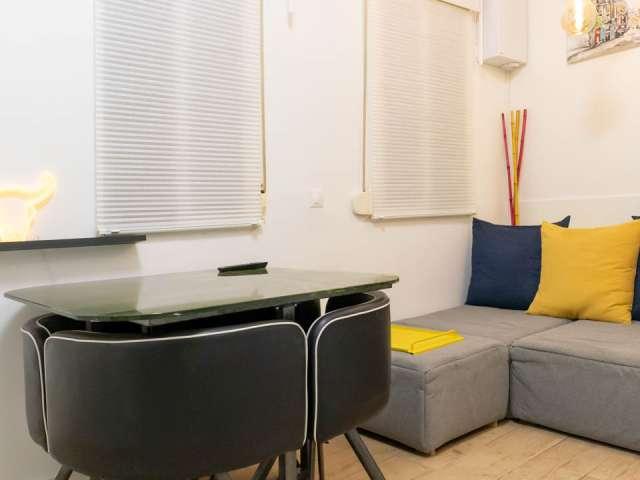 Apartamento de 1 dormitorio en alquiler en Embajadores, Madrid