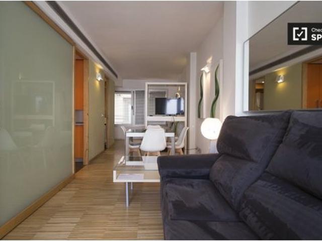Apartamento de 1 dormitorio en alquiler en Embajadores, Madrid