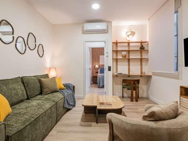 Apartamento de 1 dormitorio en alquiler en Embajadores, Madrid
