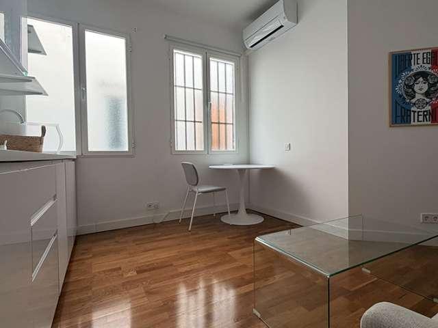 Apartamento de 1 dormitorio en alquiler en Embajadores, Madrid