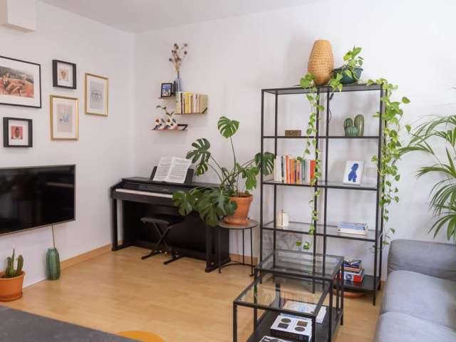 Apartamento de 1 dormitorio en alquiler en Embajadores, Madrid