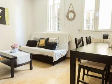 Apartamento de 1 dormitorio en alquiler en Embajadores, Madrid