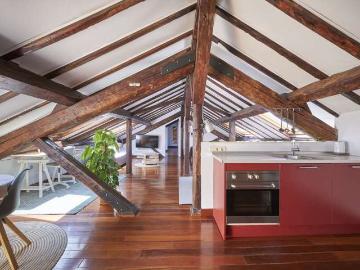 Apartamento de 1 dormitorio en alquiler en Embajadores, Madrid