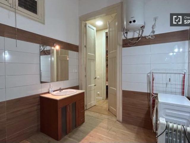 Apartamento de 1 dormitorio en alquiler en El Raval, se admiten parejas