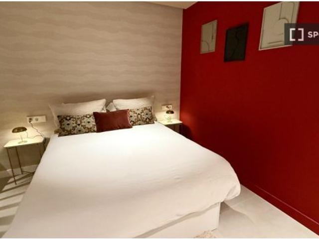 Apartamento de 1 dormitorio en alquiler en El Viso, gastos incluidos, se admiten mascotas y parejas