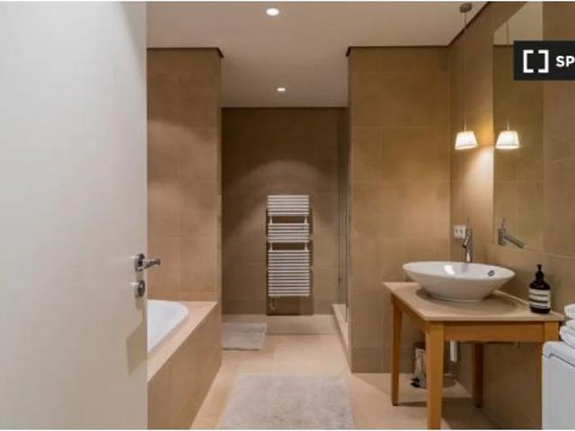 Apartamento de 1 dormitorio en alquiler en Friedrich Wilhelm Stadt, gastos incluidos