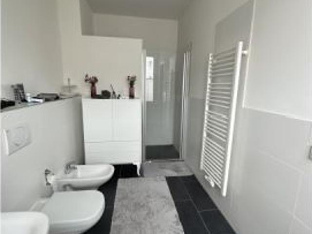 Apartamento de 1 dormitorio en alquiler en Luisenstadt, gastos incluidos