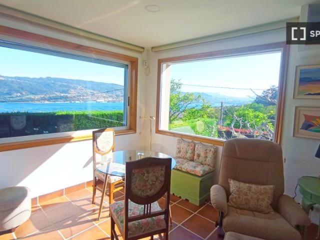 Apartamento de 1 dormitorio en alquiler en Moaña