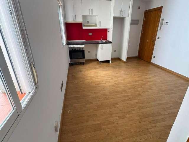 Piso de 1 dormitorio en alquiler en Moscardó, Madrid