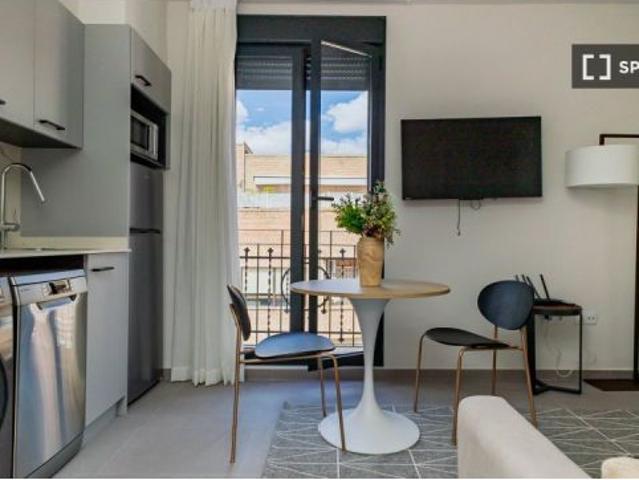 Apartamento de 1 dormitorio en alquiler en Nou Moles