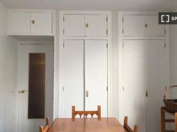 Apartamento de 1 dormitorio en alquiler en San Basilio con todos los gastos incluidos