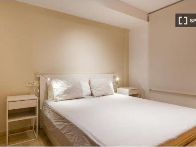 Apartamento de 1 dormitorio en alquiler en Patraix